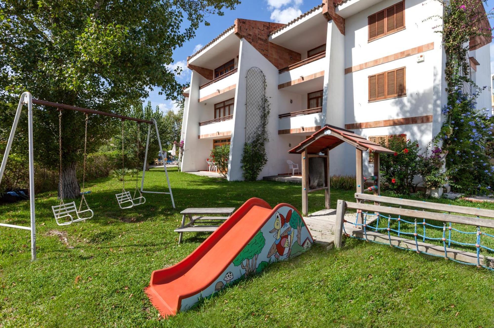 Apartamentos Leo Порт-де-Польєнса Екстер'єр фото