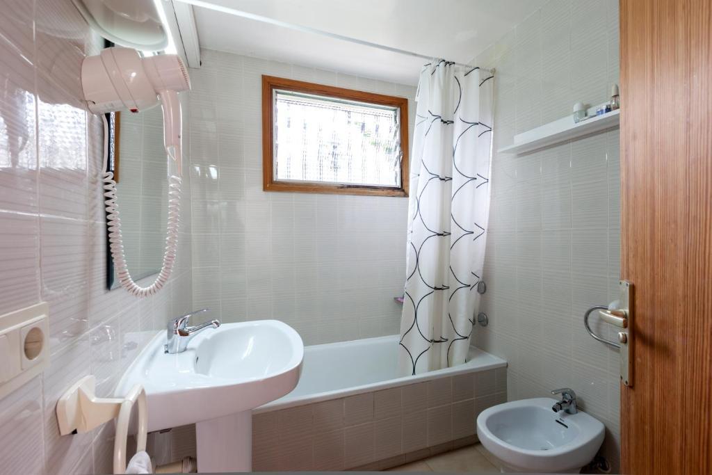 Apartamentos Leo Порт-де-Польєнса Номер фото
